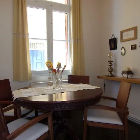 Casa de Férias Finestra Rossa Old Town Vintage House *